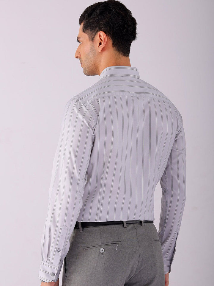 The Indian Garage Co. X Luxe Men Spread Collar Striped Slim Fit Formal Shirt
