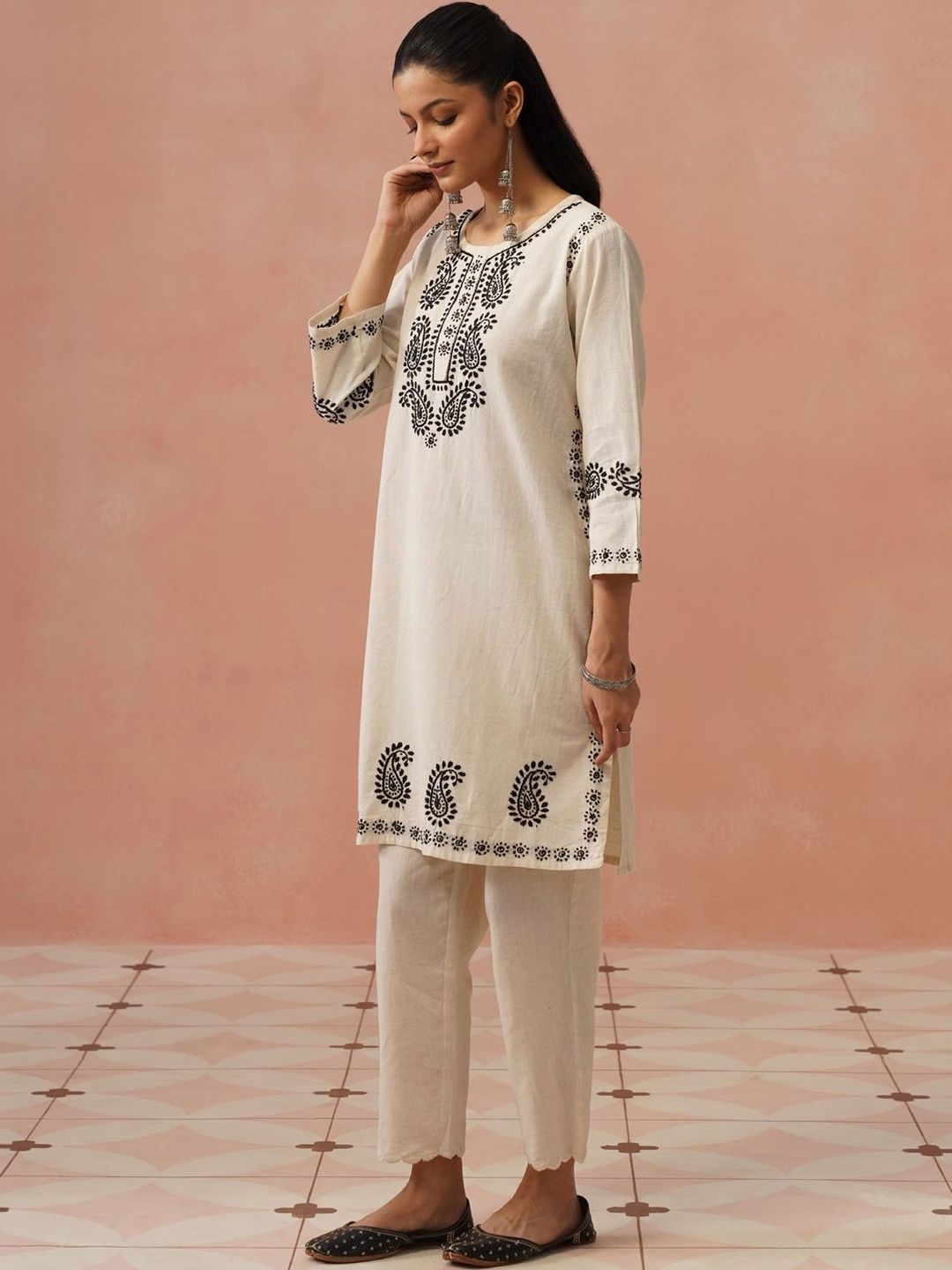 House of Chikankari Women Paisley Printed Kurta
