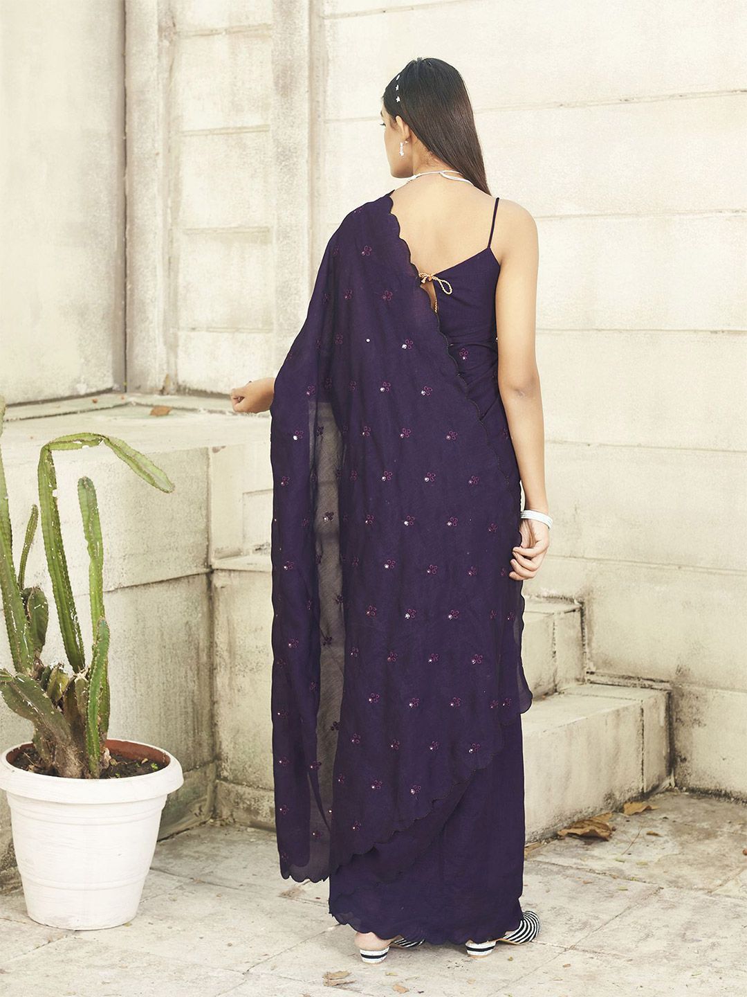 Tikhi Imli Embroidered Mirror Work Saree