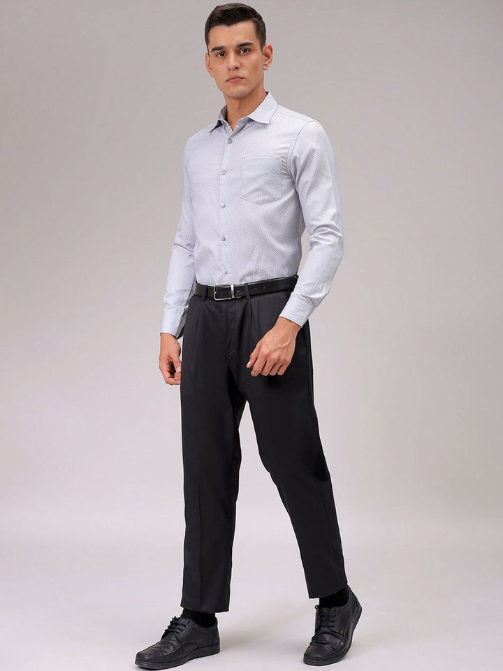 The Indian Garage Co. X Luxe Men Cutaway Collar Solid Slim Fit Formal Shirt