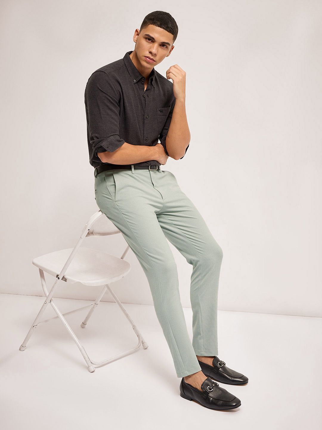 THE BEAR HOUSE Men Solid Slim Fit Trousers
