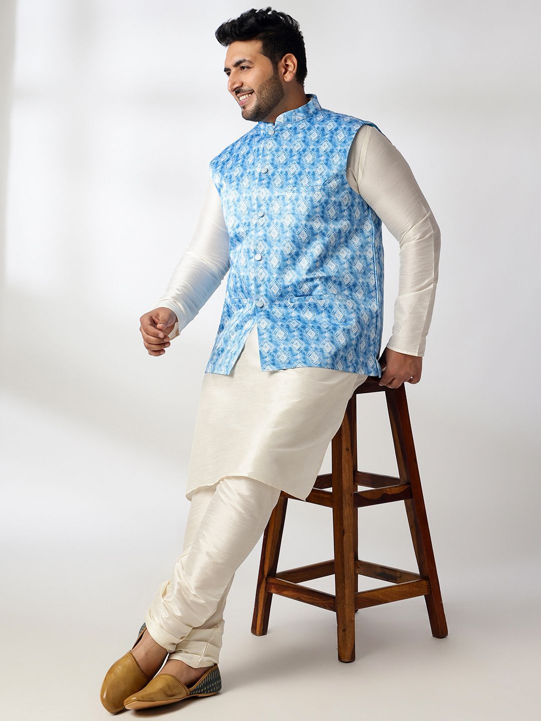 SOJANYA PLUS Men Printed Nehru Jacket
