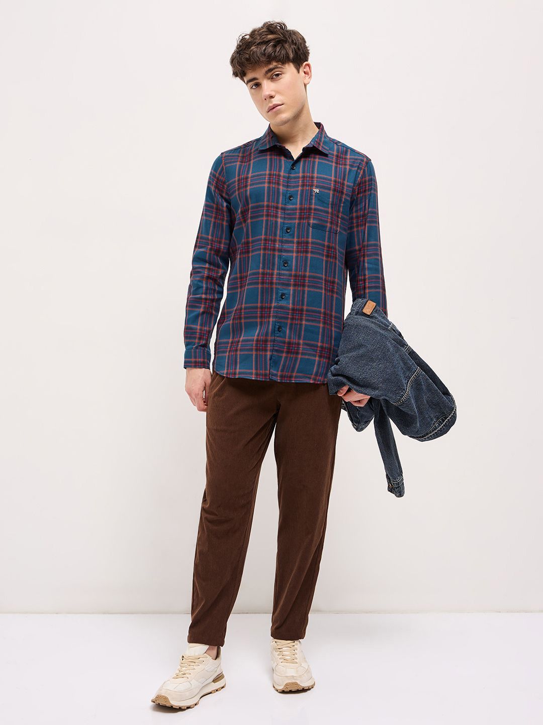 THE BEAR HOUSE Men Spread Collar Tartan Checked Cotton Slim Fit Shirt
