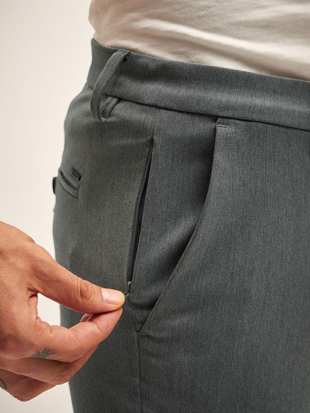 THE BEAR HOUSE Men Slim Fit Regular Trousers