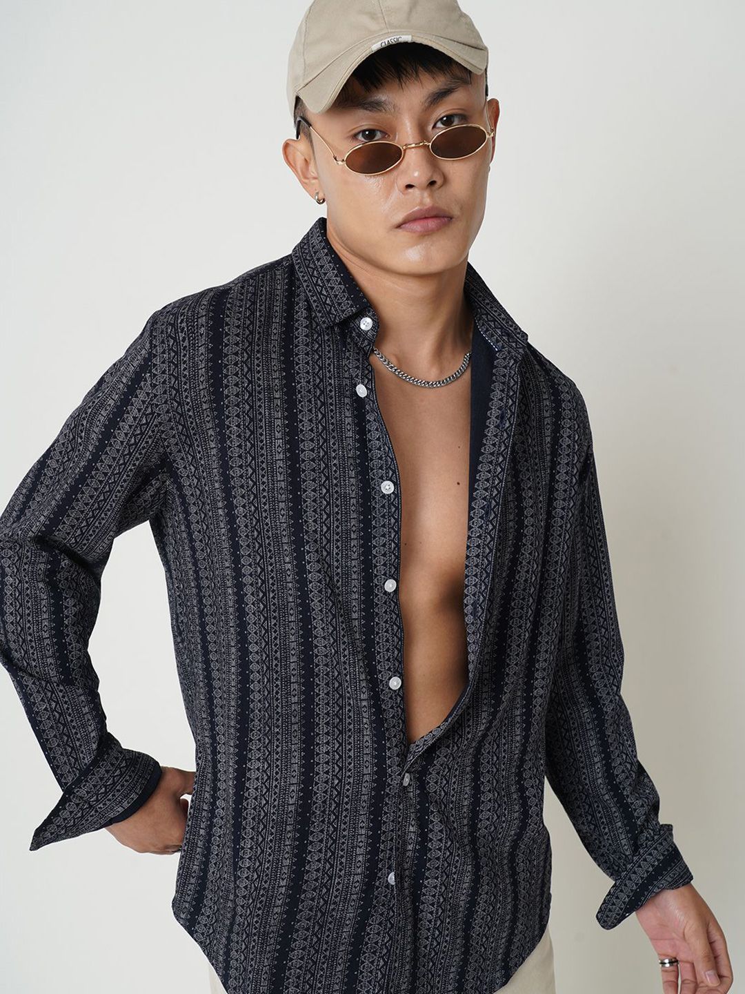 VASTRADO Men Classic Spread Collar Ethnic Motifs Printed Slim Fit Casual Shirt
