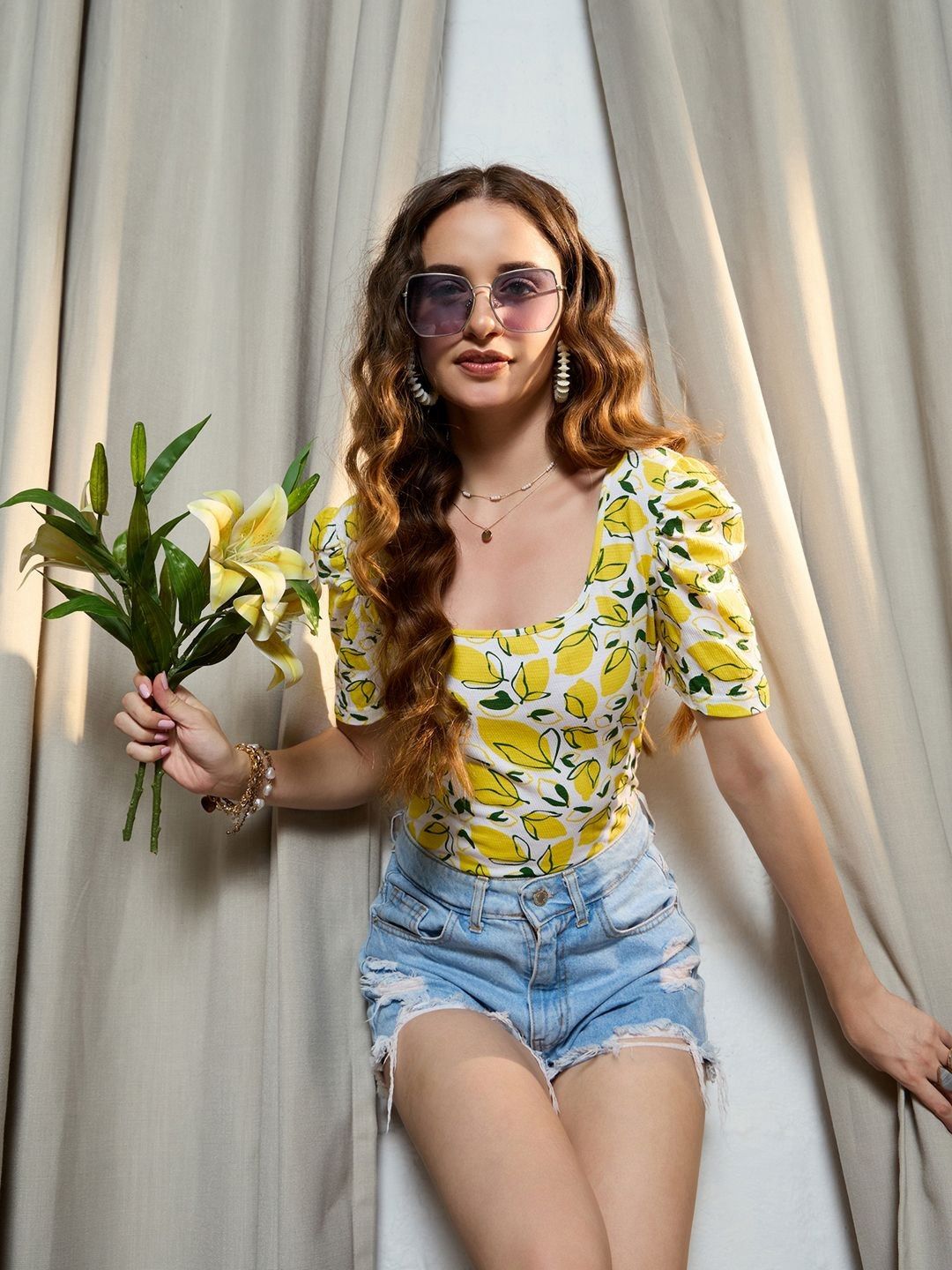 Berrylush Women Floral Printed Extended Sleeves Pockets T-shirt