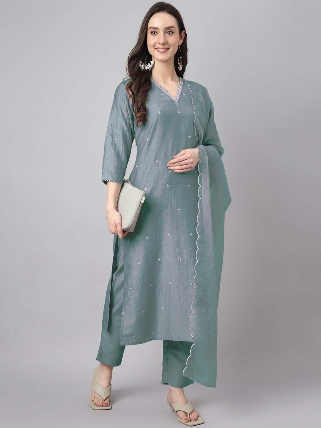 Janasya Women Ethnic Motifs Embroidered Regular Kurta with Trousers & With Dupatta