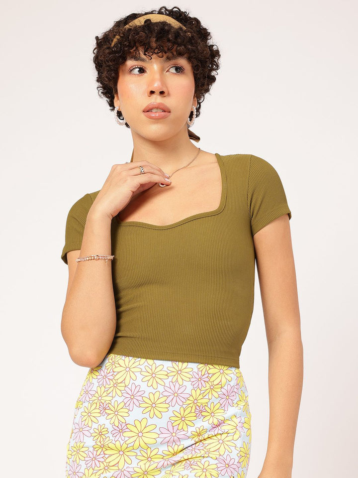 DressBerry Elevated Basic Sweetheart Neck Top
