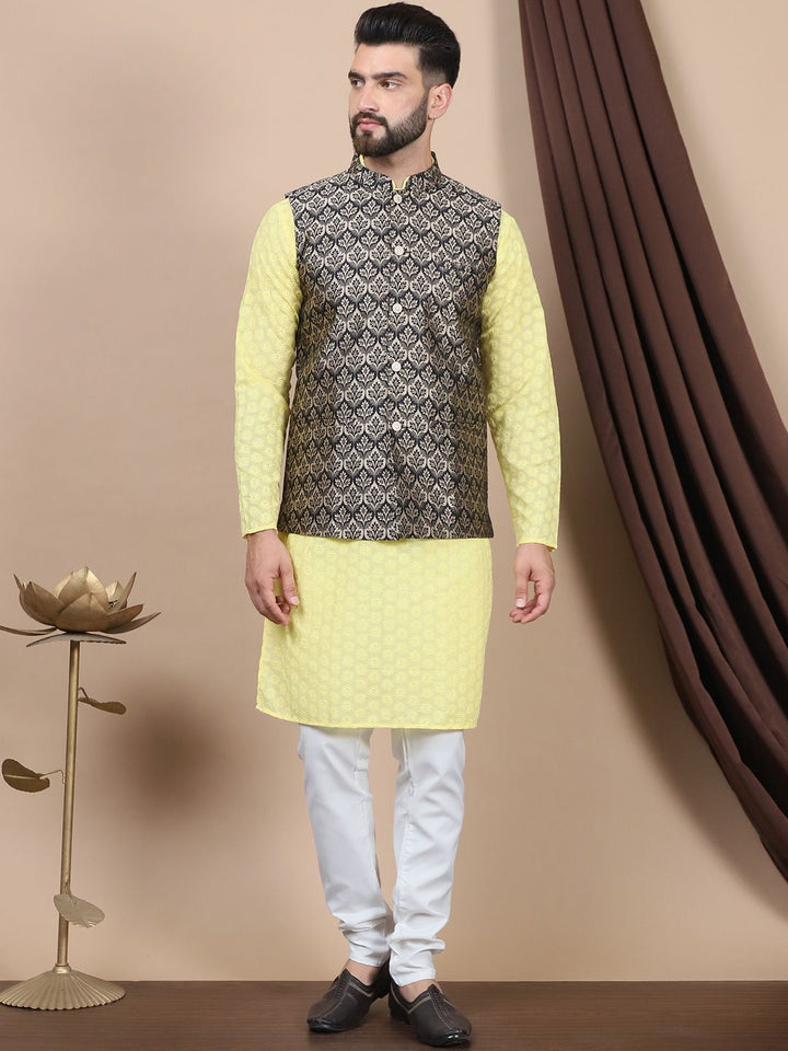 Kurta Lurus Kapas Tulen Sulam Bunga Anouk Dengan Jaket Churidar & Nehru