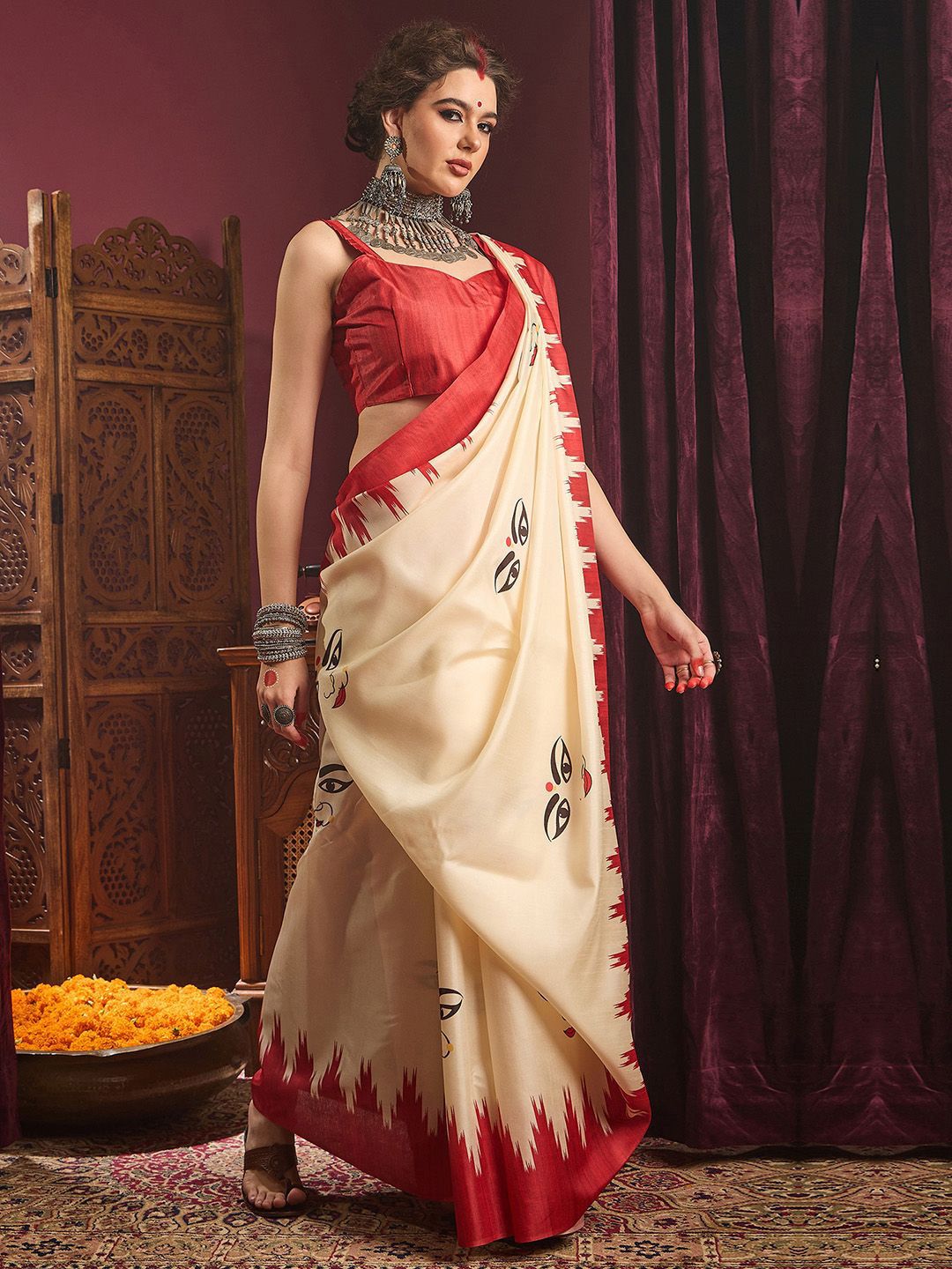 Saree mall Ethnic Motifs Printed Saree With Blouse Piece