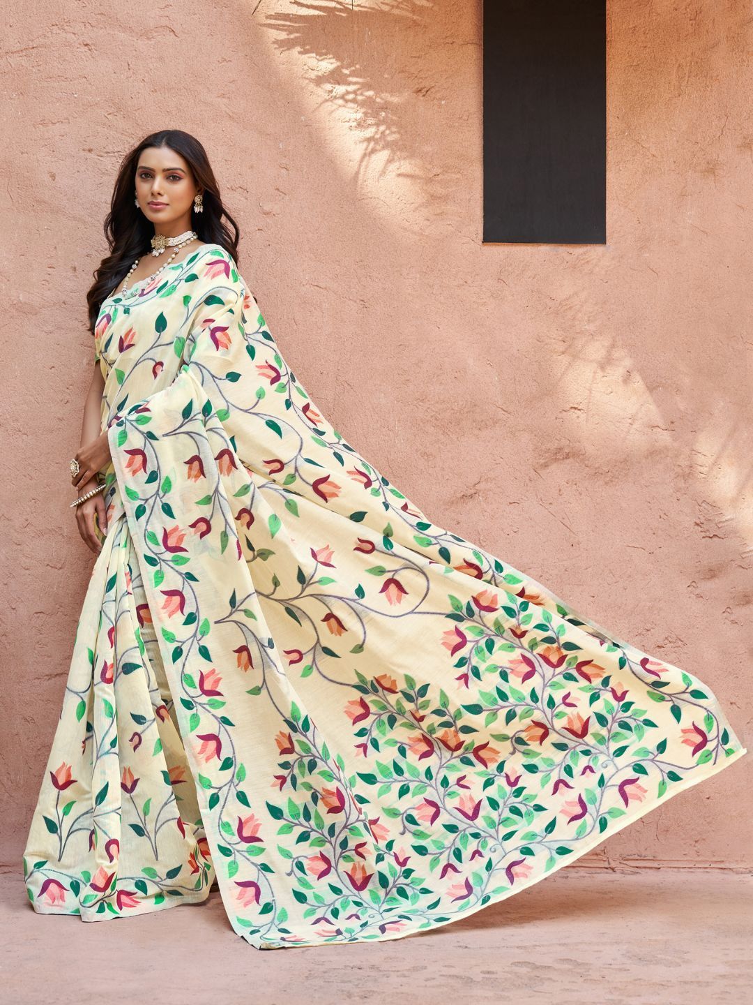 KALINI Woven Design Pure Cotton Jamdani Saree