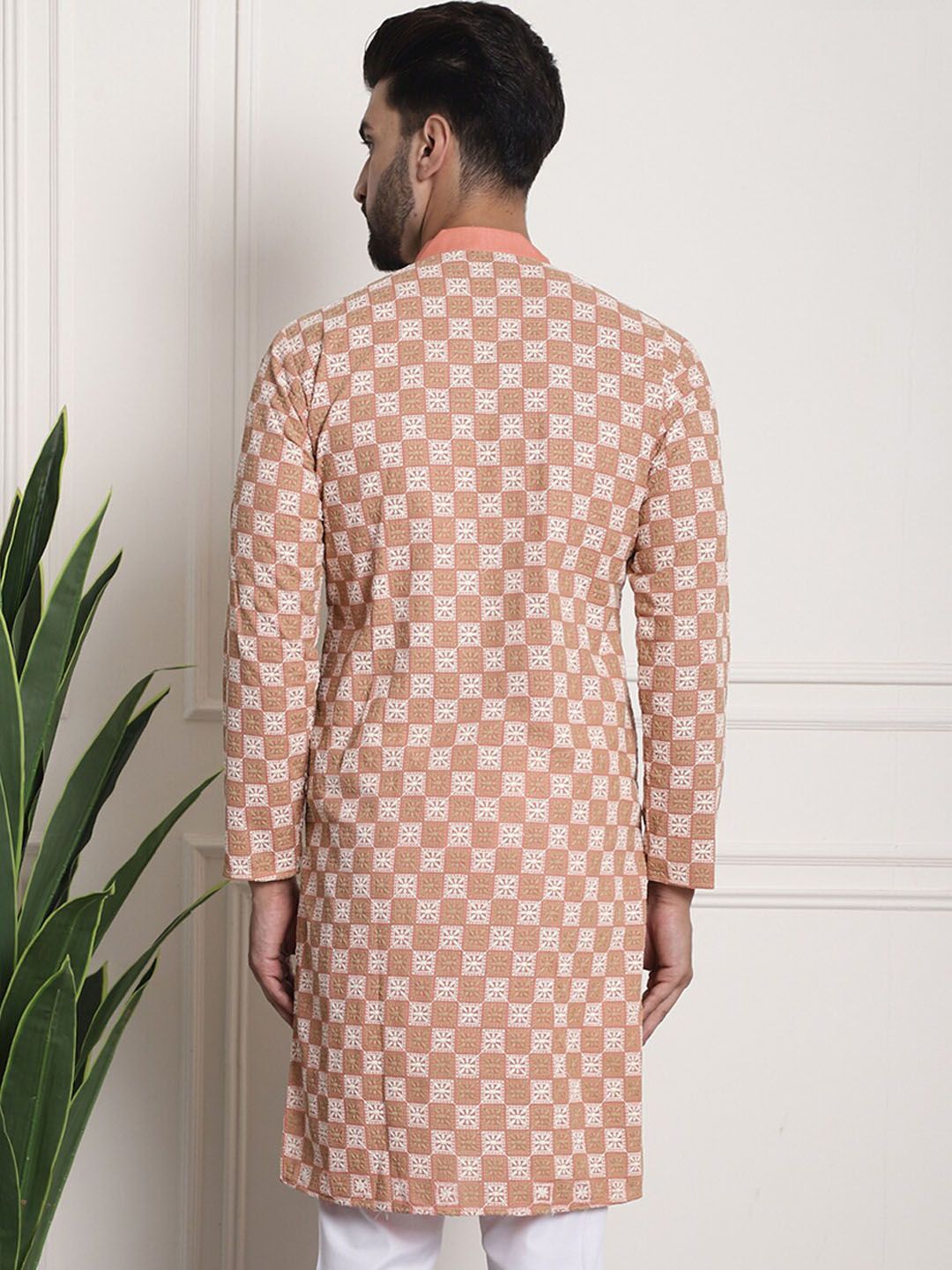 SOJANYA Ethnic Motifs Embroidered Mandarin Collar Kurta