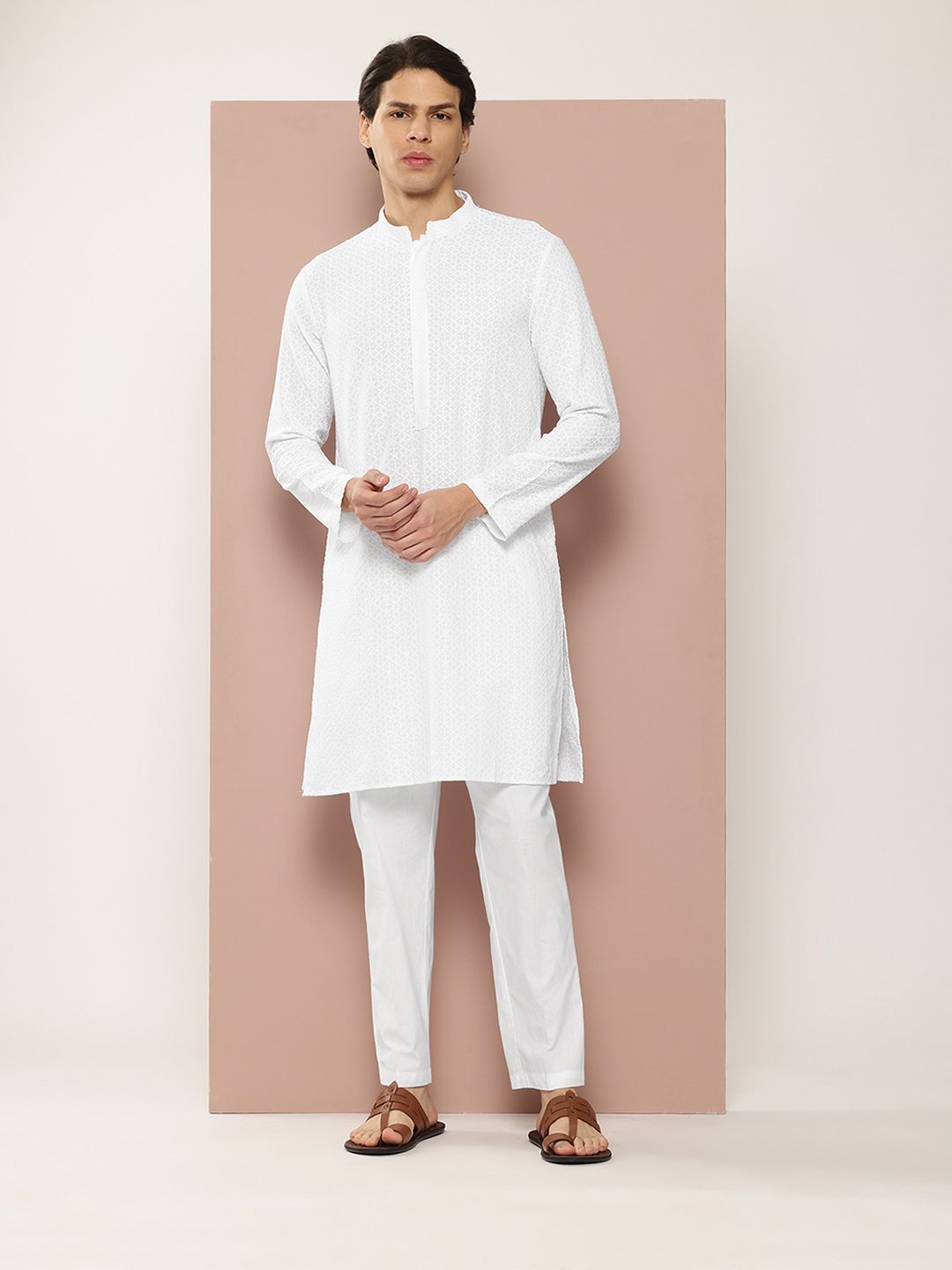See Designs Men Embroidered Chikankari Kurta with Pyjamas