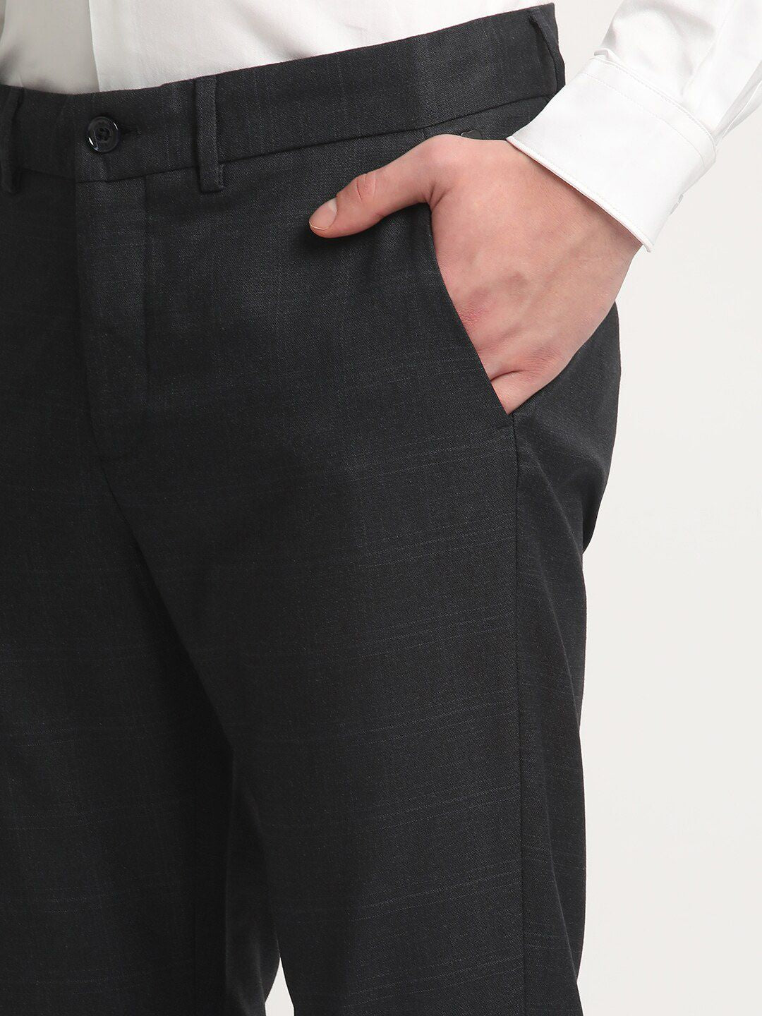 THE BEAR HOUSE Men Solid Checked Tapered Fit Mid-Rise Formal Trousers