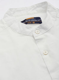 The Indian Garage Co Men White Solid Casual Shirt