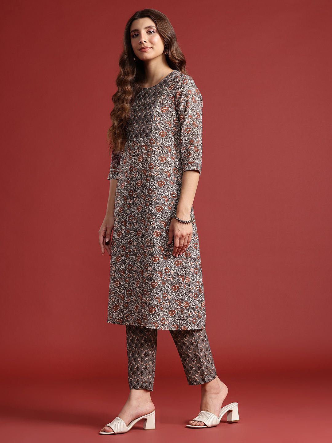 Anouk Ethnic Motif Print Kurta with Trousers & Dupatta
