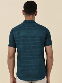 Thomas Scott Men Classic Slim Fit Horizontal Stripes Opaque Printed Casual Shirt