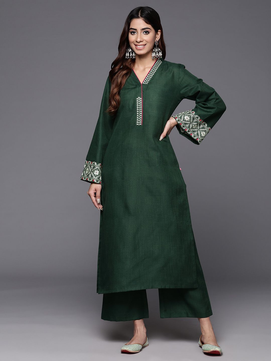 Varanga Embroidered Thread Work Kurta with Trousers
