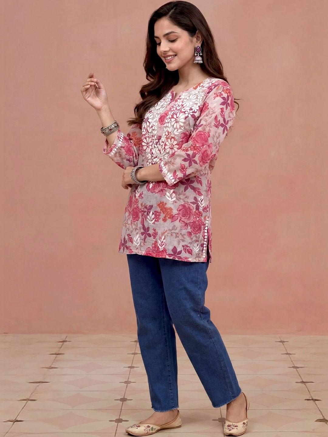 Rumah Wanita Chikankari Floral Printed Chikankari Floral Kurta