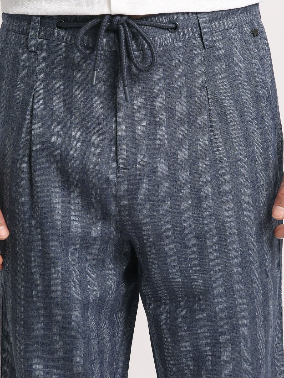 THE BEAR HOUSE Men Striped Tapered Fit Trousers