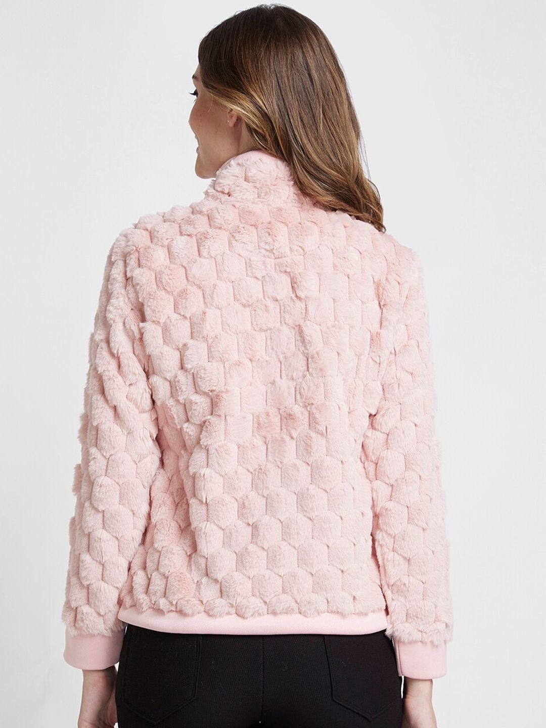 Jaket Kapas Berdiri Spykar Stand dengan Trim Faux Fur