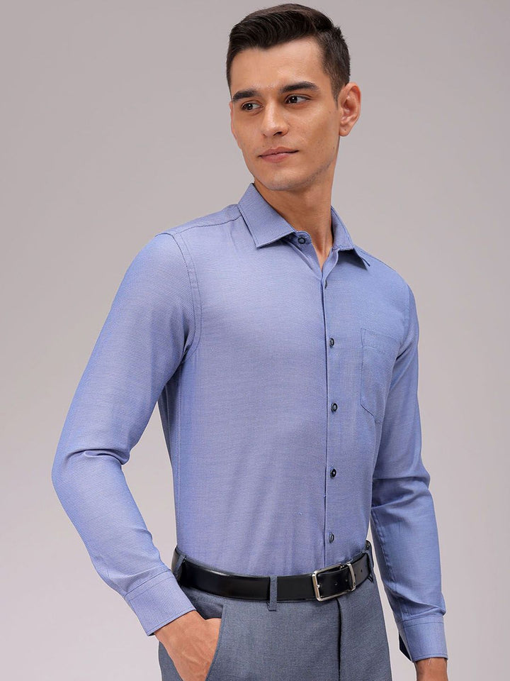 The Indian Garage Co. X Luxe Men Cutaway Collar Solid Slim Fit Formal Shirt