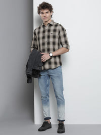 The Indian Garage Co Men Black & White Buffalo Checks Checked Cotton Casual Shirt