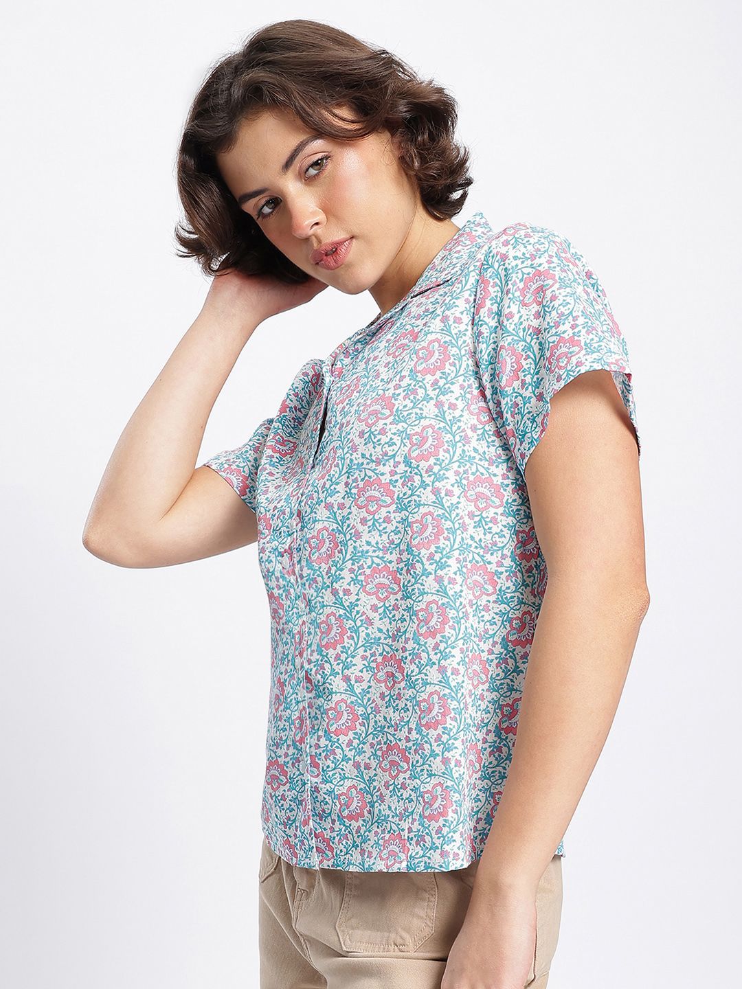 DressBerry Garden Vibes Floral Print Shirt
