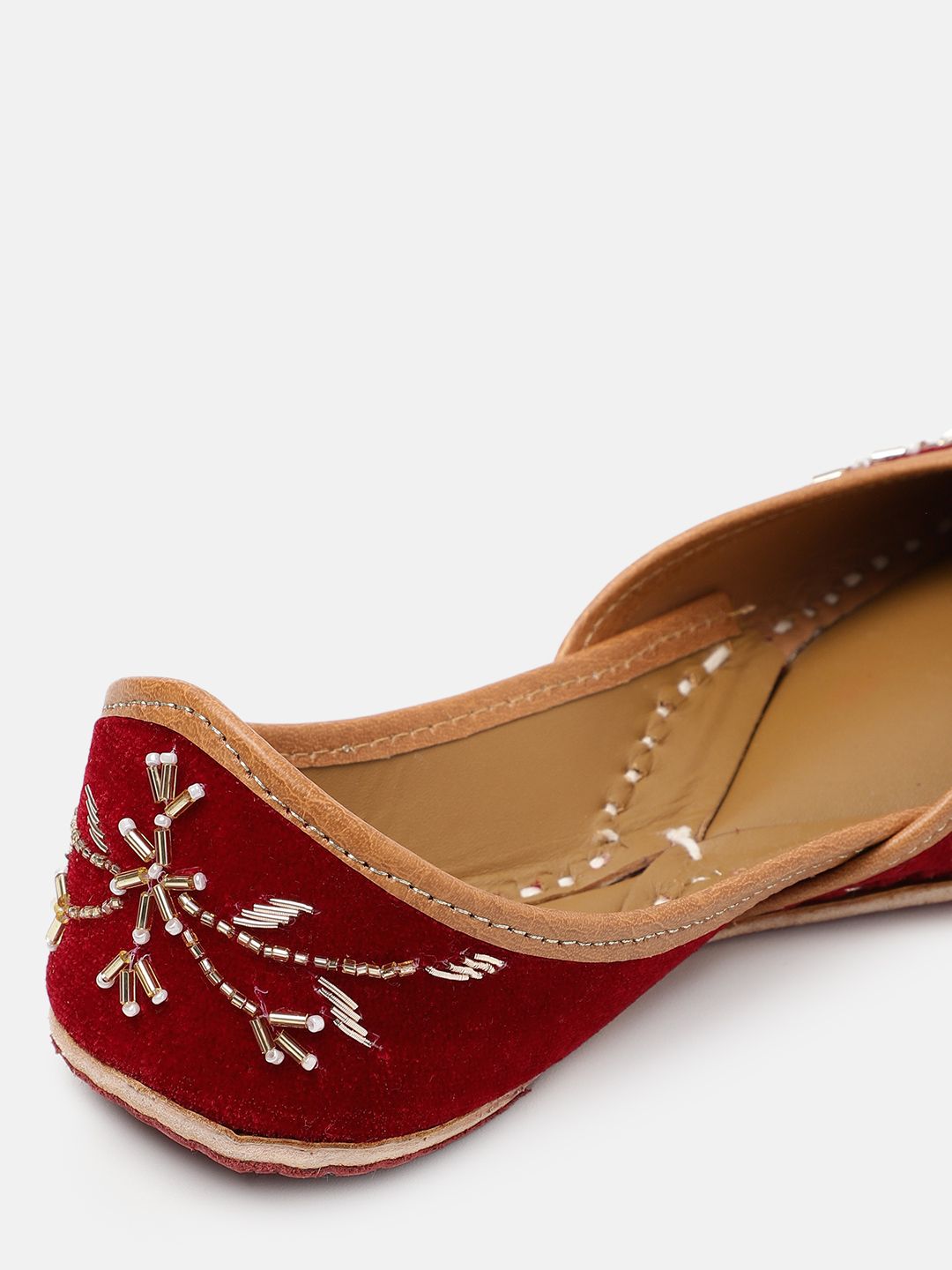 House of Pataudi Women Embellished Ethnic Mojaris