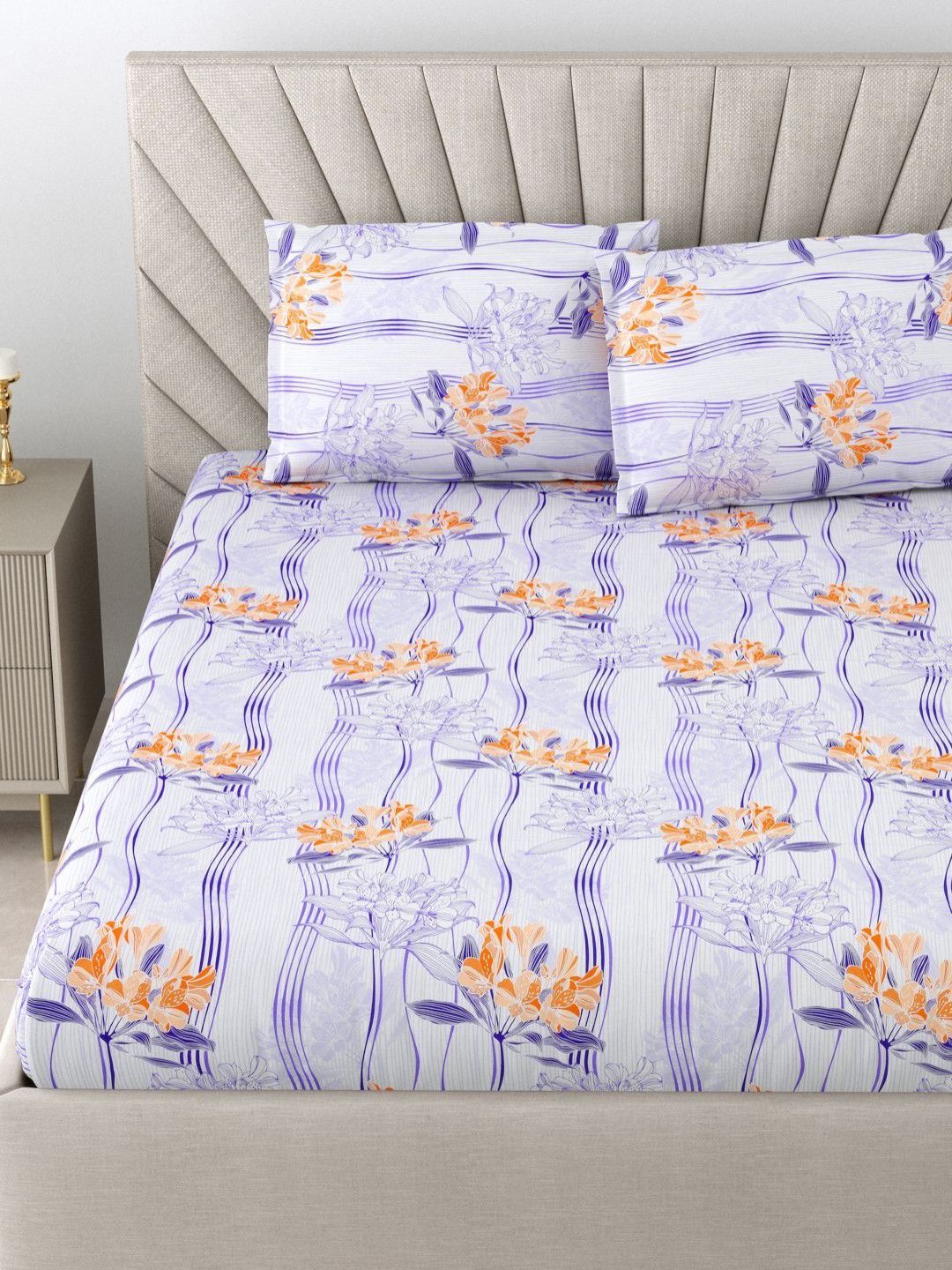 BOMBAY DYEING White & Orange Printed Pure Cotton 120 TC Queen Bedsheet Set 2.24 m X 2.54 m