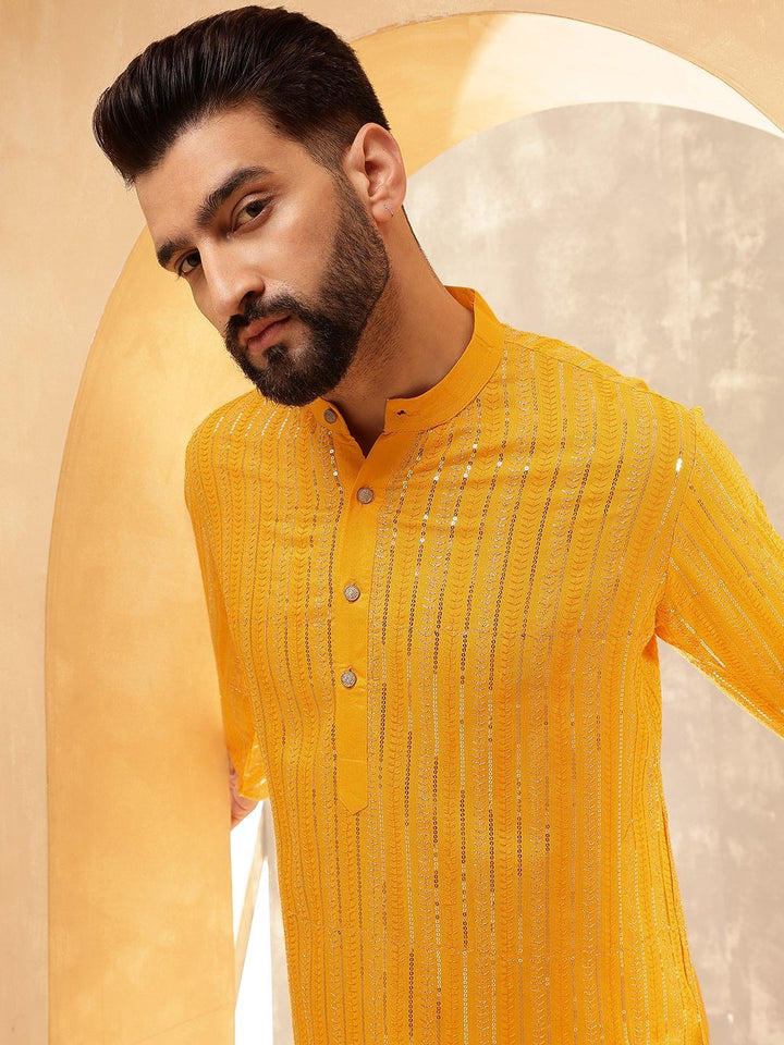 Anouk Mustard Striped Sulam Labuci Mandarin Kolar Kapas Tulen Kurta Dengan Pijama