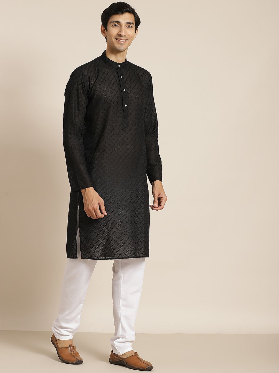 SOJANYA Men Black Chikankari Pure Cotton Kurta with Churidar & Nehrujacket
