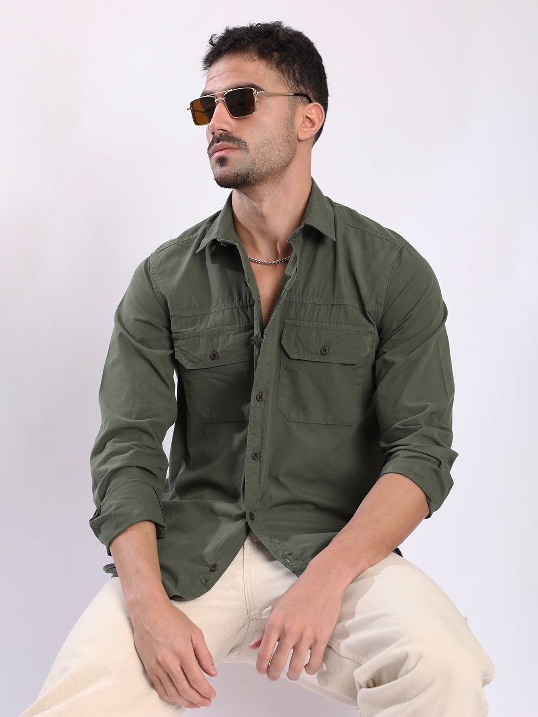 Bene Kleed Men Solid Spread Collar Cotton Casual Shirt