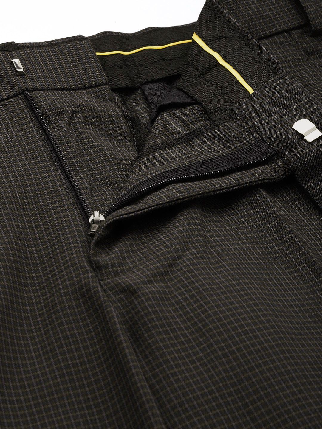 Park Avenue Men Checked Formal Trousers