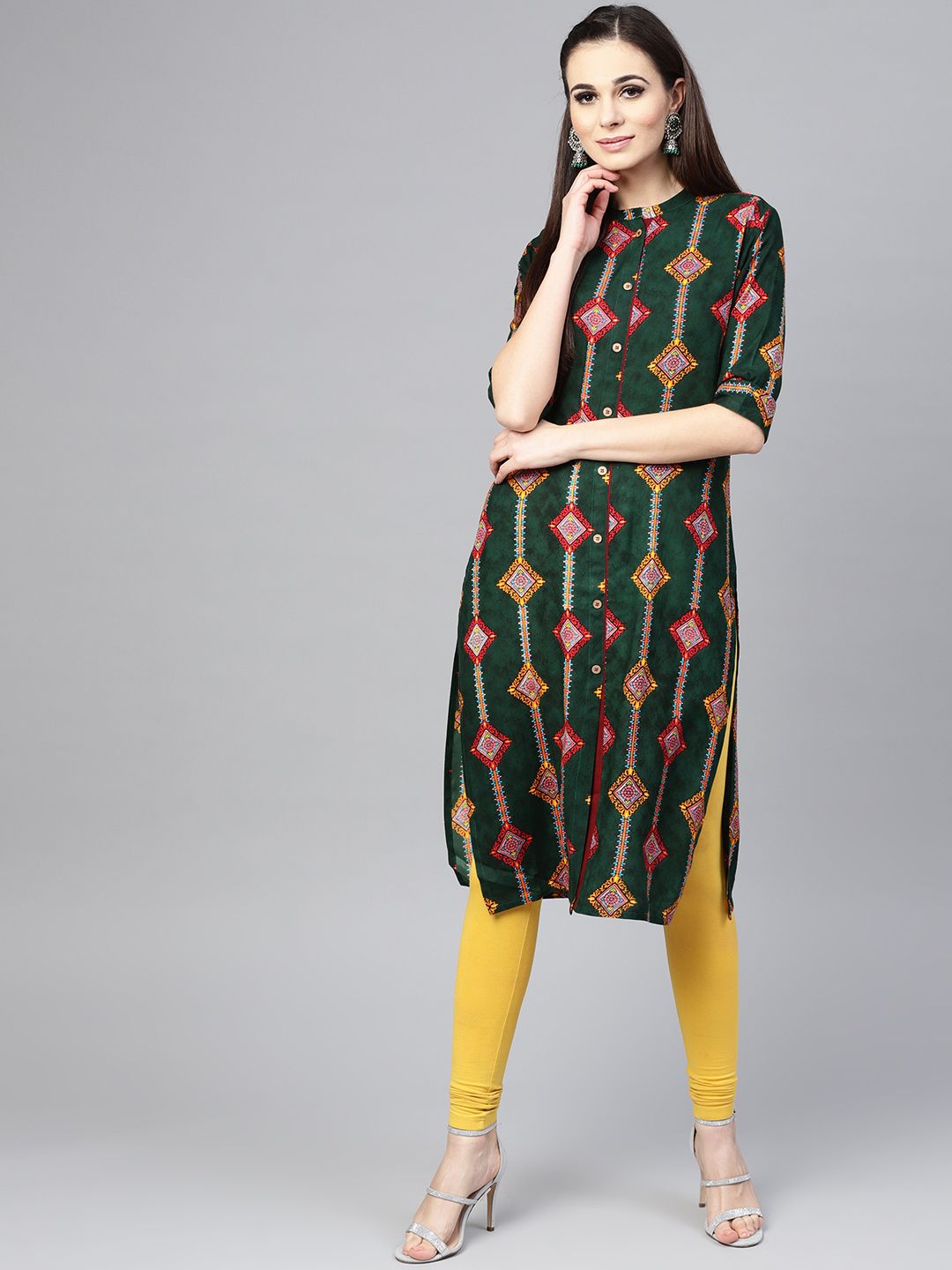 SOJANYA Women Green & Orange Printed Straight Kurta