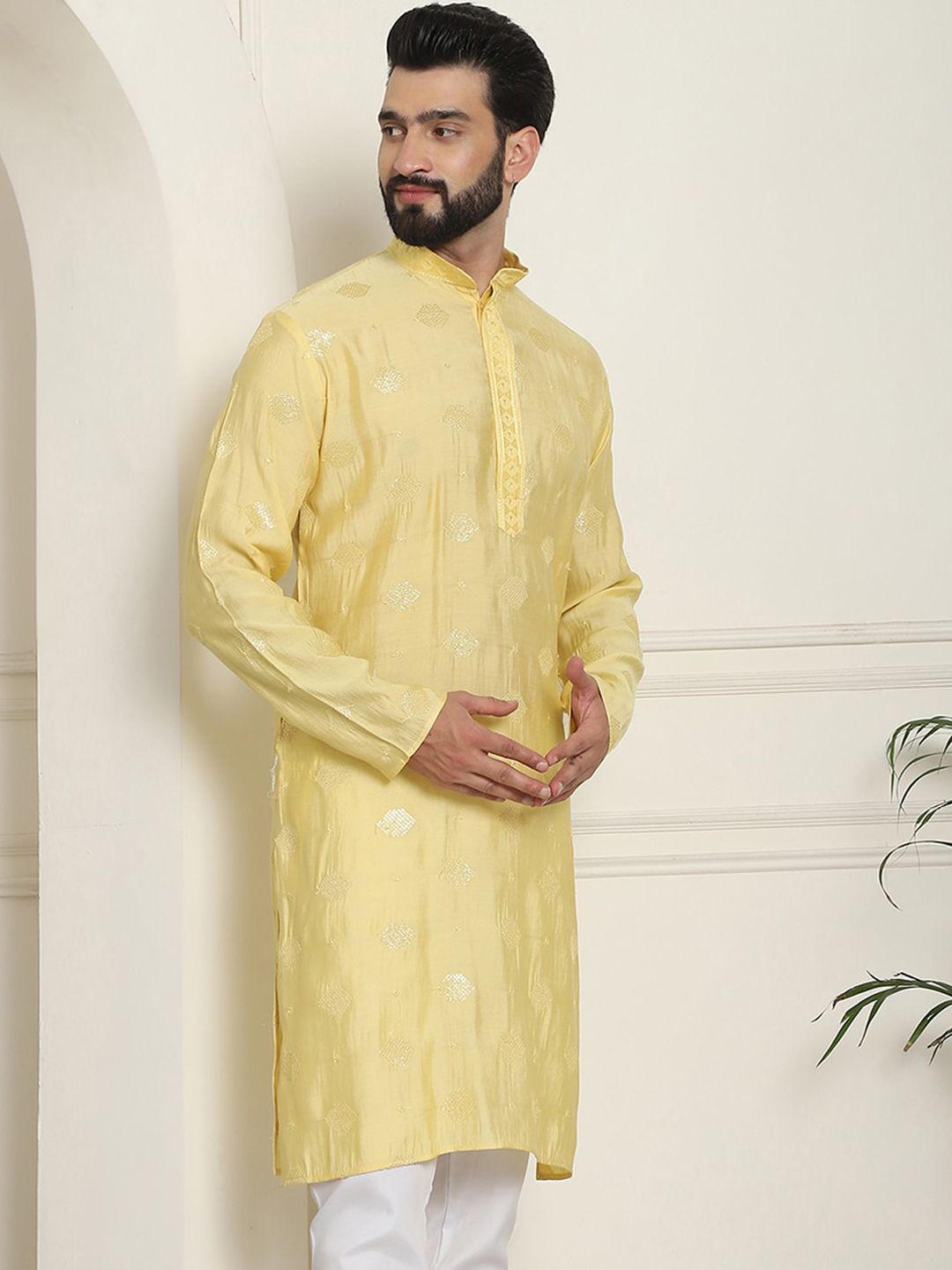 SOJANYA Kurta Lurus Sutera Berhias Geometrik Kolar Mandarin Kapas