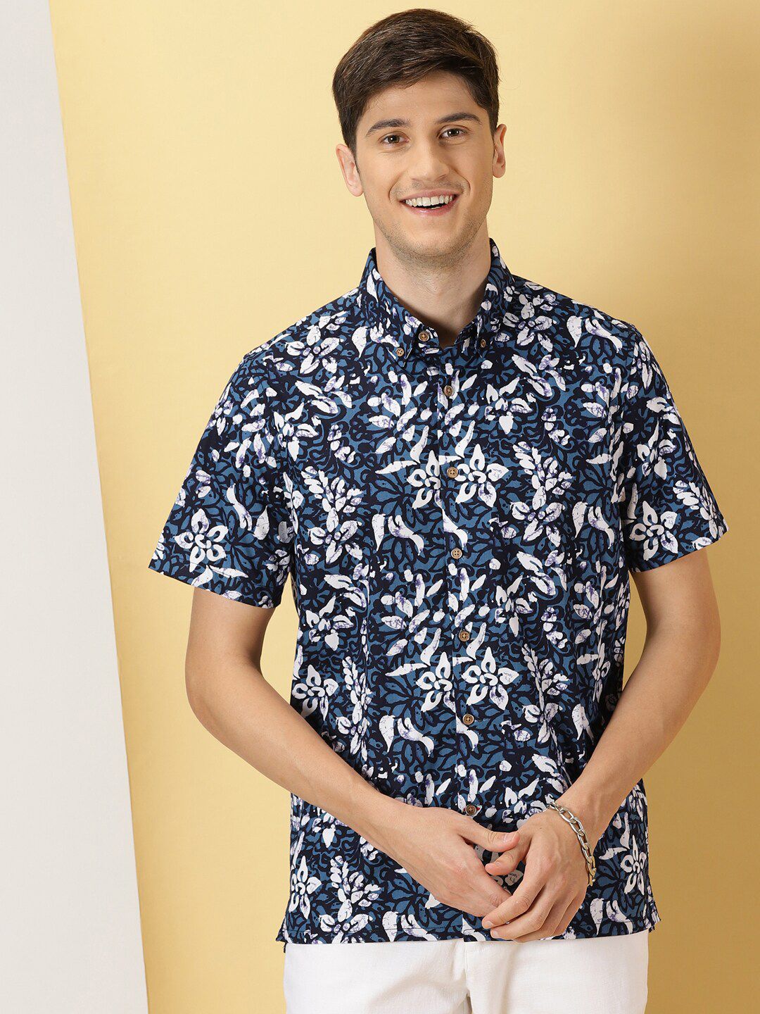 Thomas Scott Pure Cotton Smart Floral Opaque Printed Casual Shirt