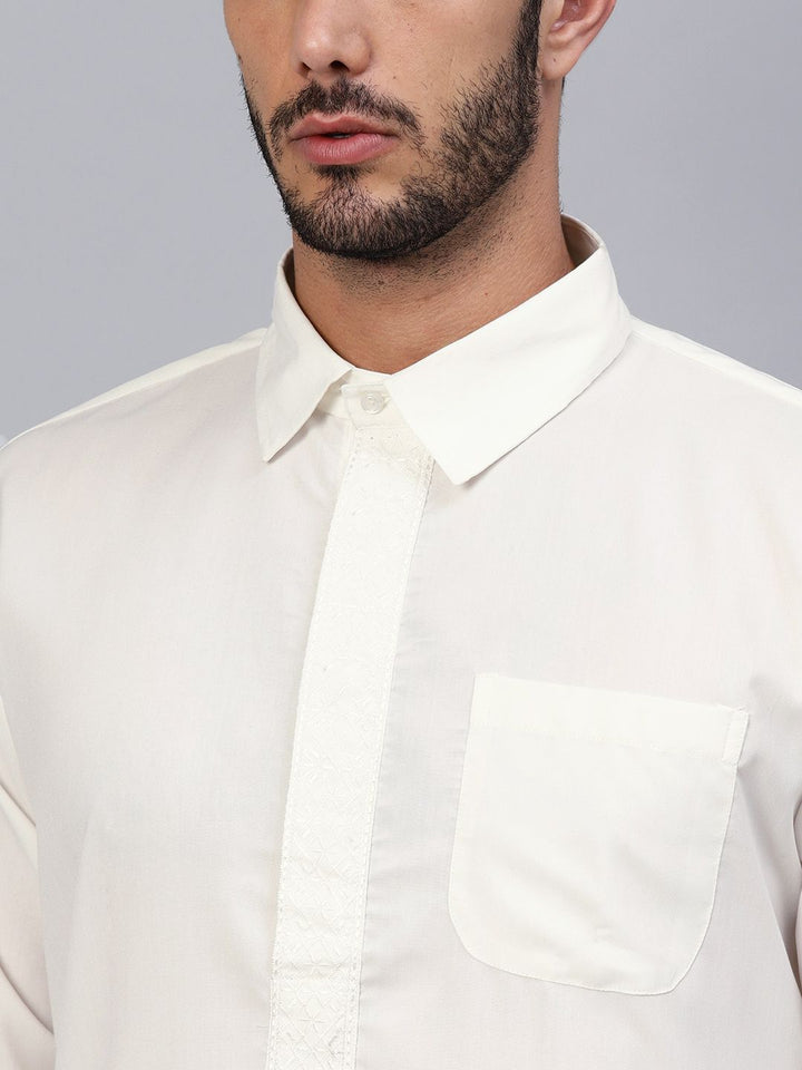 SOJANYA Men Off-White Solid Pathani Kurta with Salwar
