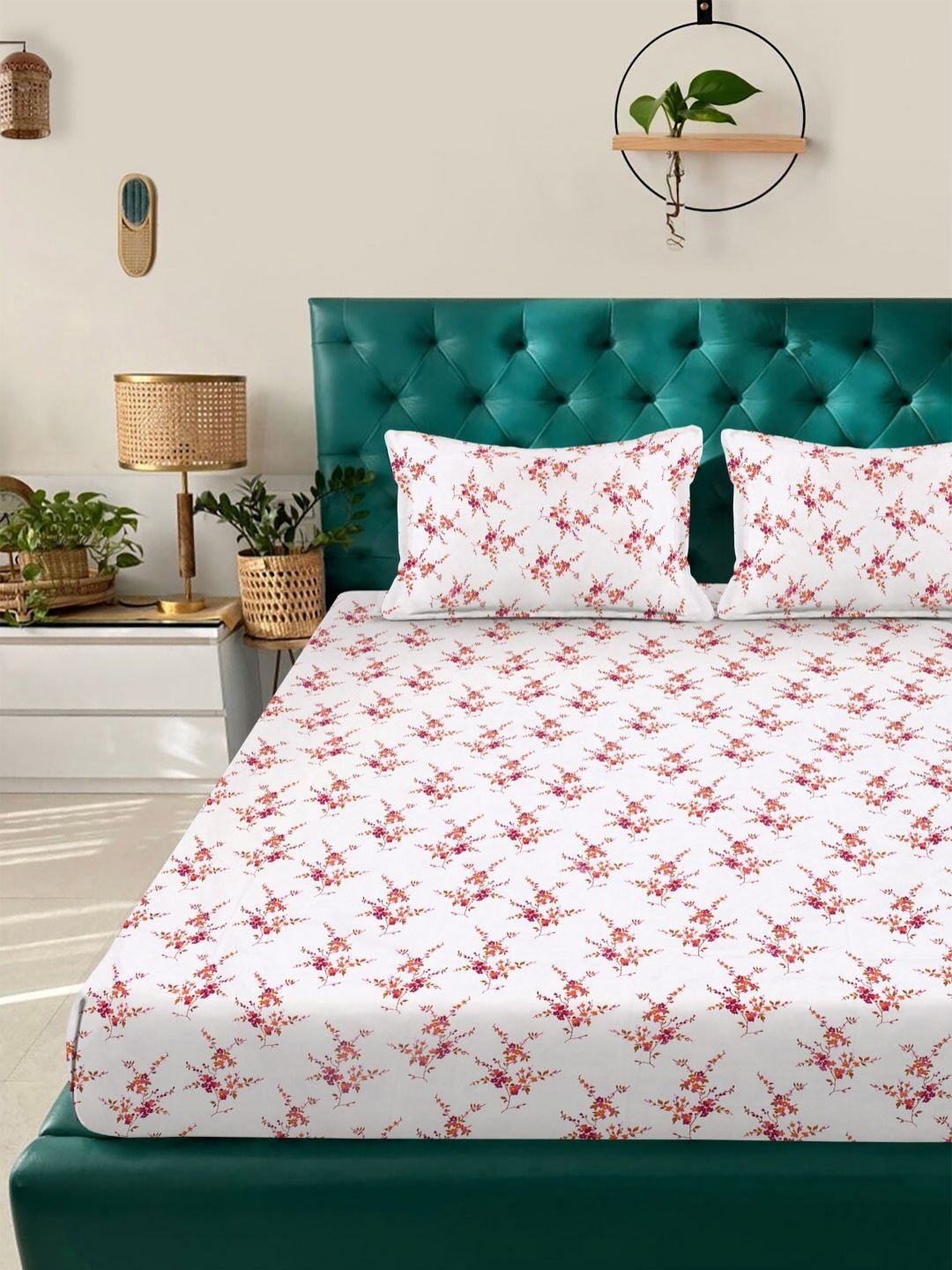 KLOTTHE White Floral Polycotton 300 TC Fitted King Fine Bedsheet dengan 2 Sarung Bantal-98 x 89 inci