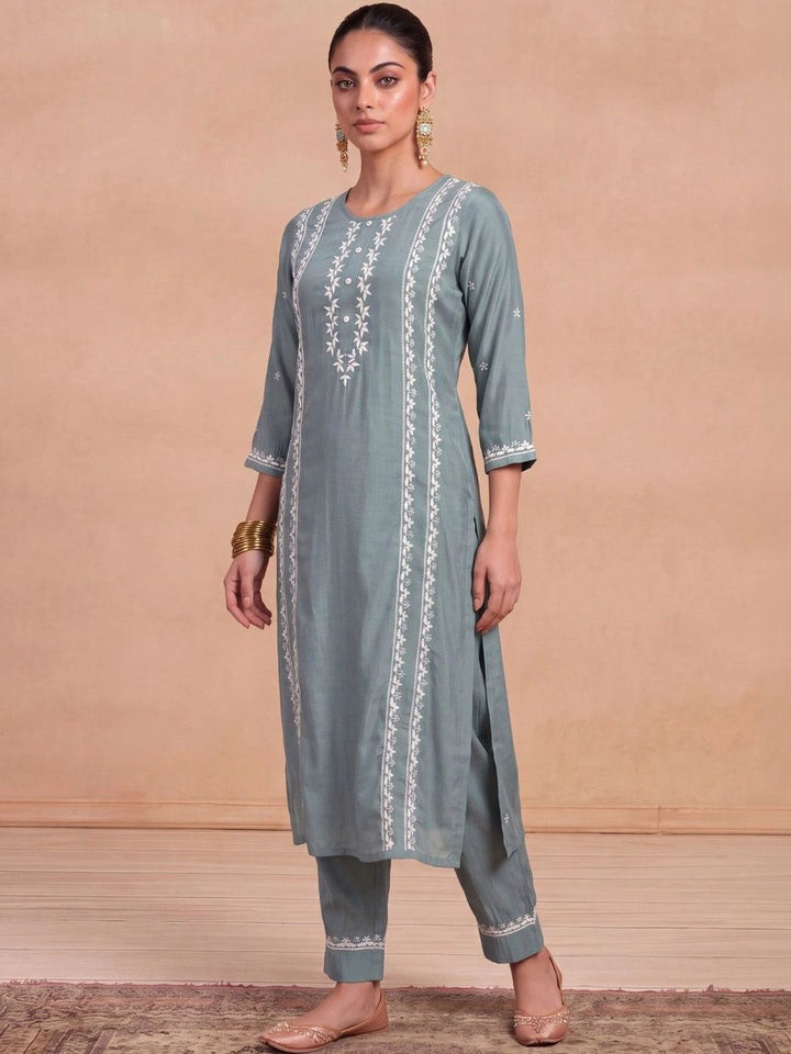 House of Chikankari Women Ethnic Motifs Embroidered Regular Thread Work Kurta with Trousers