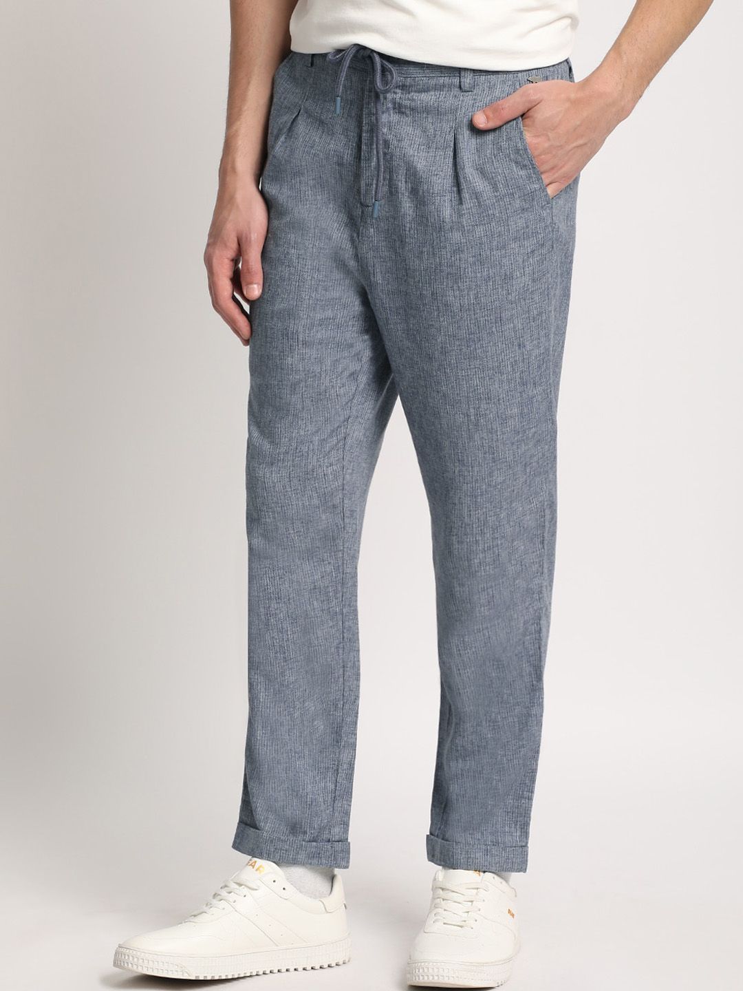 THE BEAR HOUSE Men Striped Mid-Rise Tapered Fit Trousers