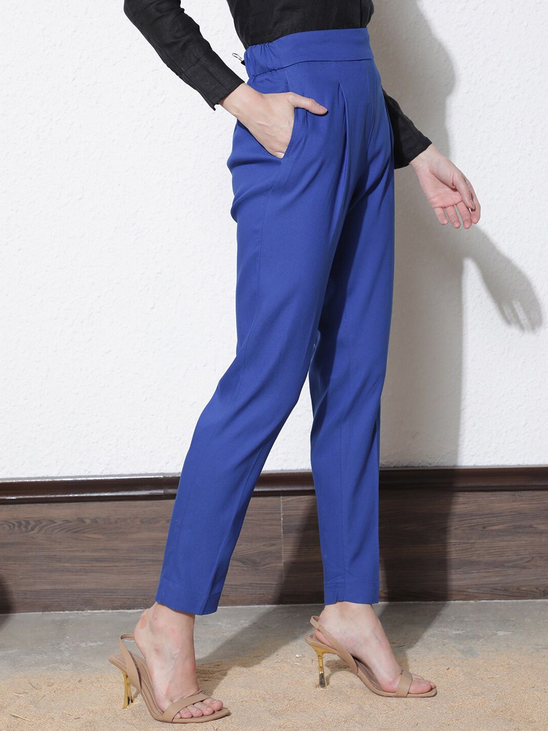 RAREISM Women Slim Fit Pleated Trousers