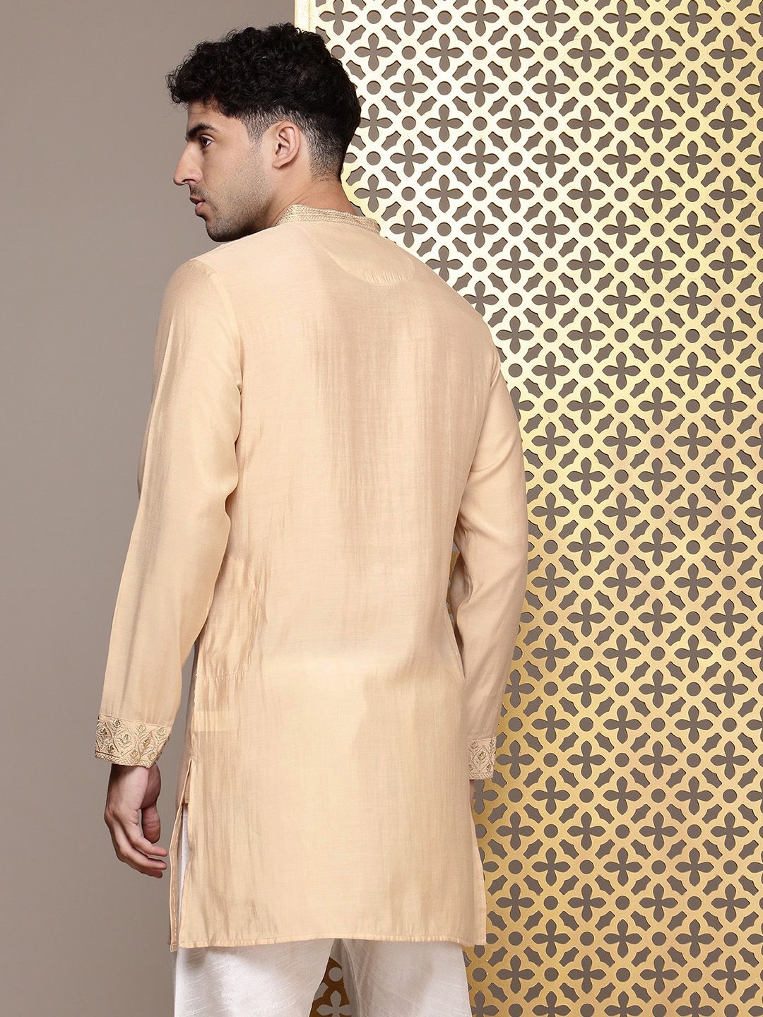 House of Pataudi Ethnic Motifs Embroidered Sequinned Jashn Kurta