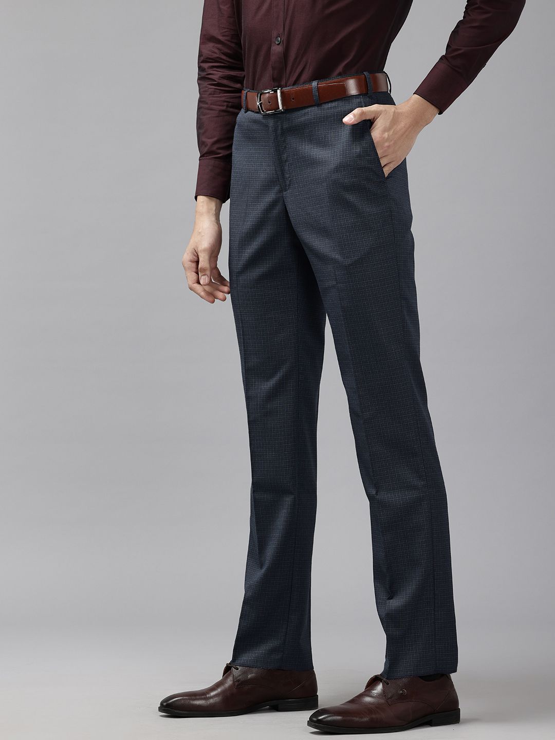 Park Avenue Men Checked Formal Trousers