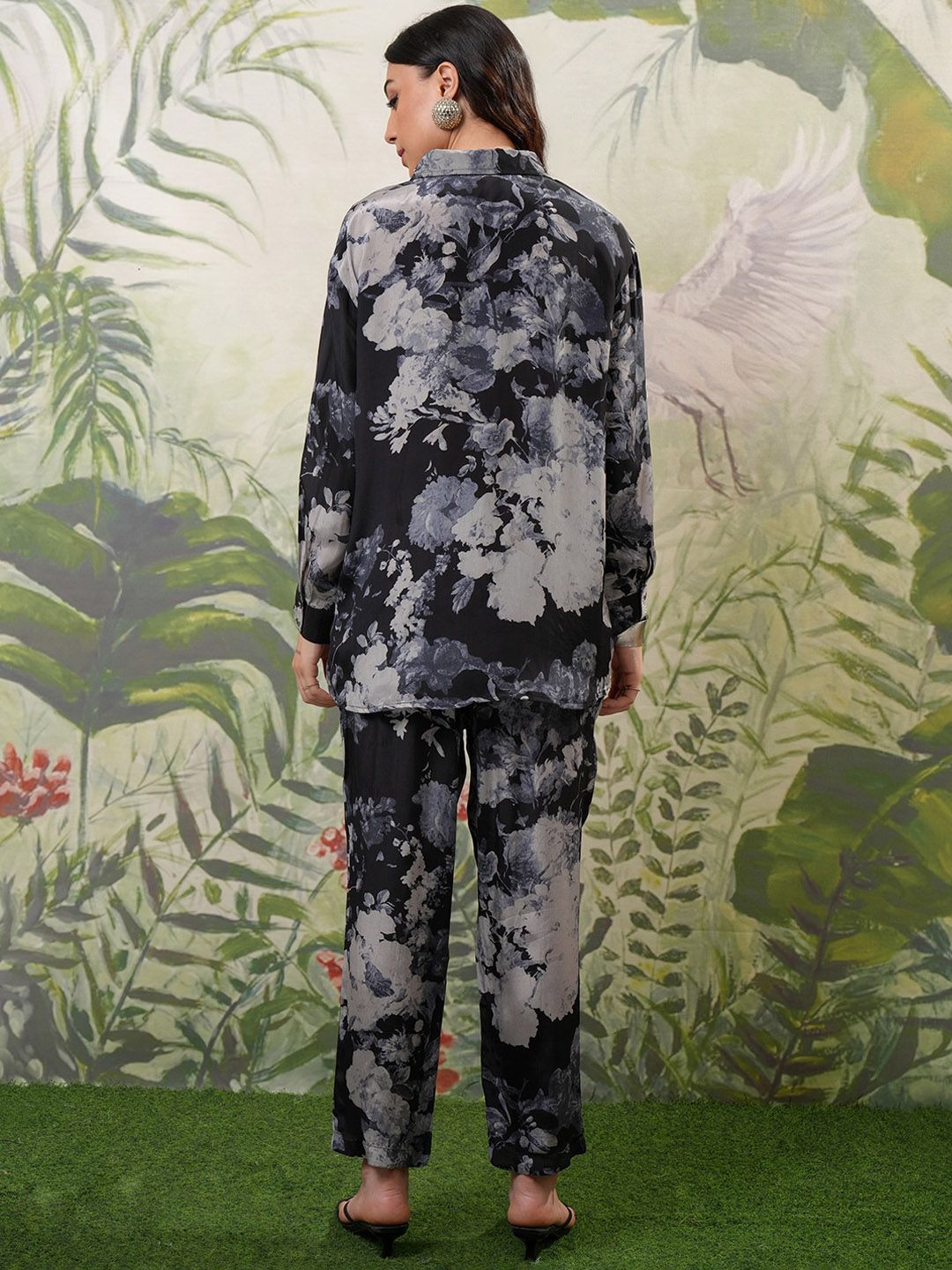 Vishudh Black & White Floral Printed Shirt Collar Top &Trouser Co-Ords