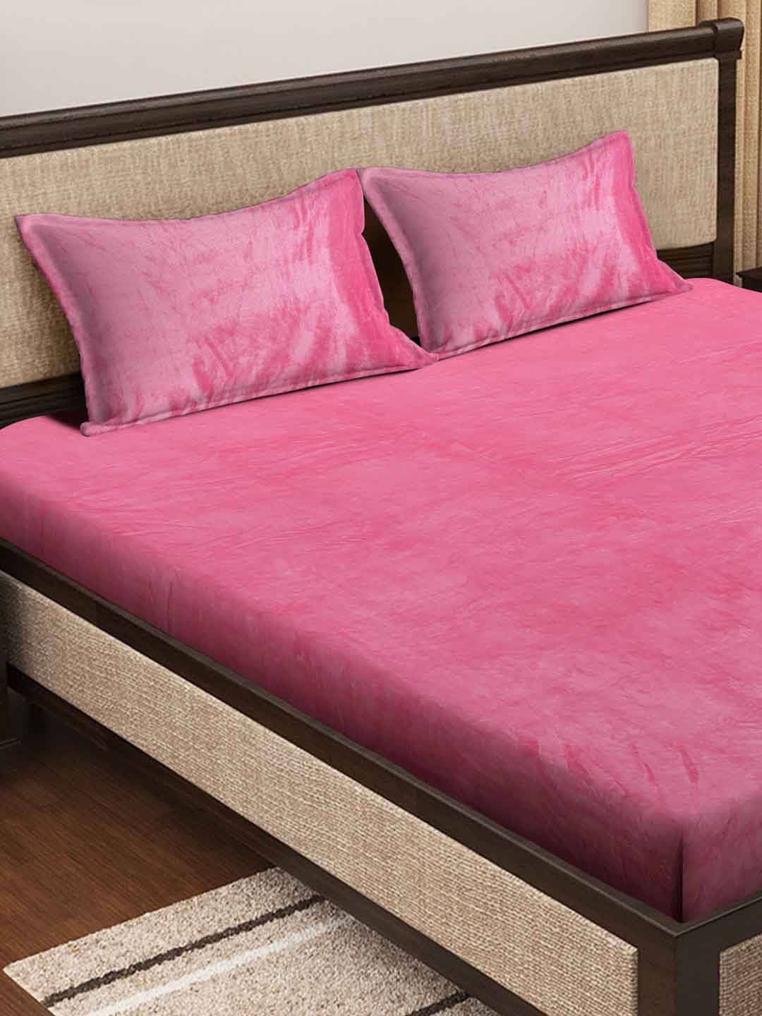 KLOTTHE Pink 300 TC Woolen Double Bed Sheet With 2 Pillow Covers