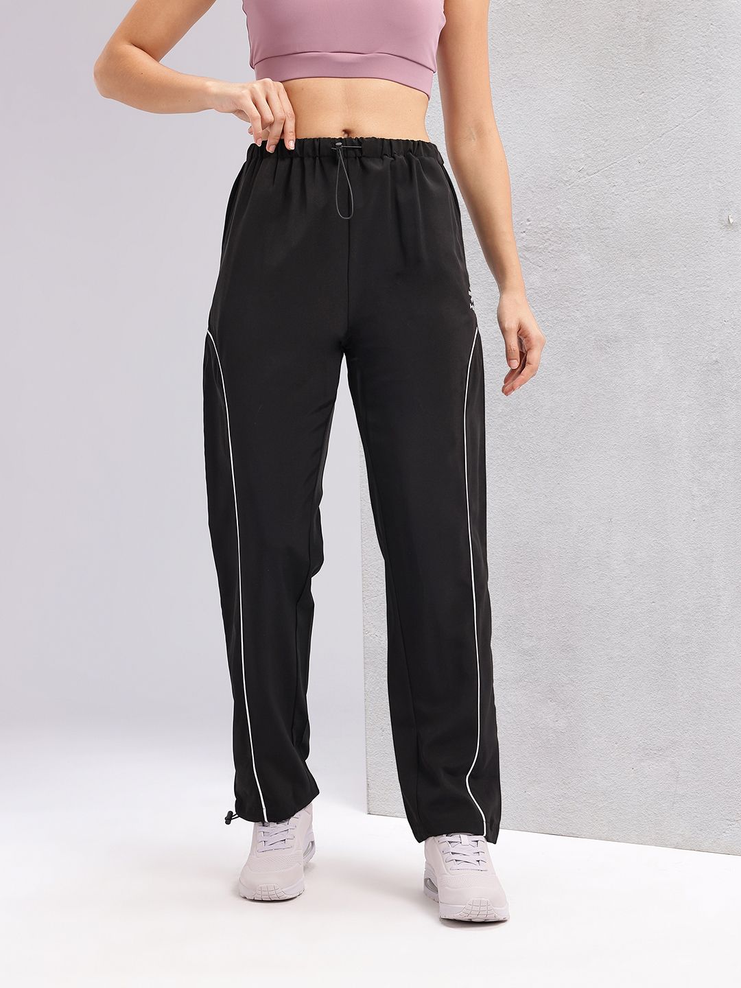 HRX by Hrithik Roshan Women Toggle Hem Lifestyle Track Pants
