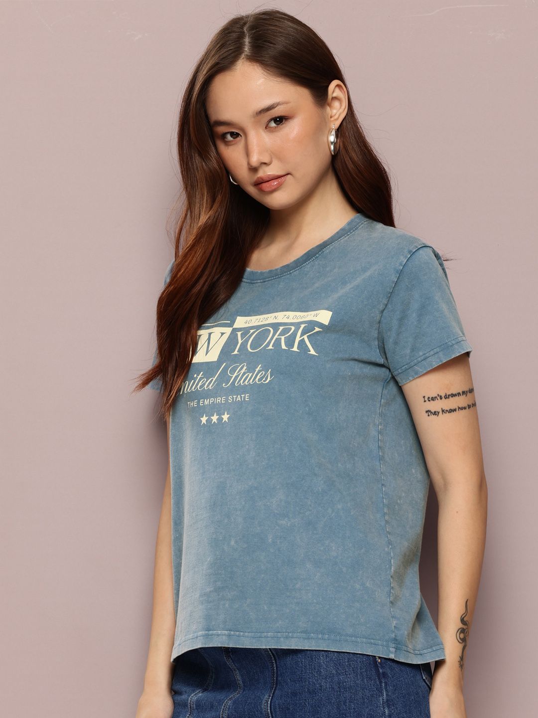 DILLINGER Women's Acid Washed Boxy Fit Varsity Printed Tshirt