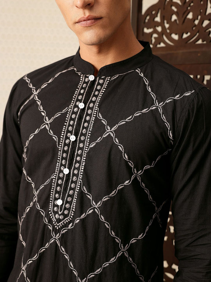 House of Pataudi Embroidered Pure Cotton Jashn Kurta