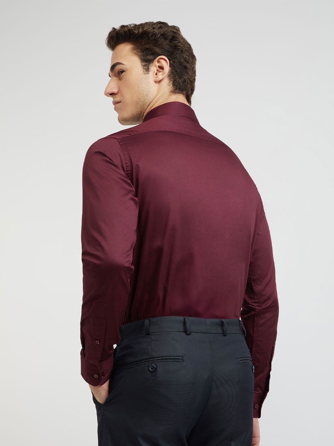 Raymond Men Maroon Pure Cotton Slim Fit Long Sleeves Formal Shirt